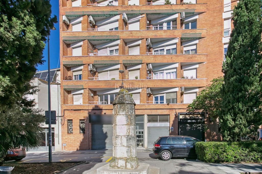 Parking coche solvia inmobiliaria garaje en Les Clotes Vilafranca del Penedès