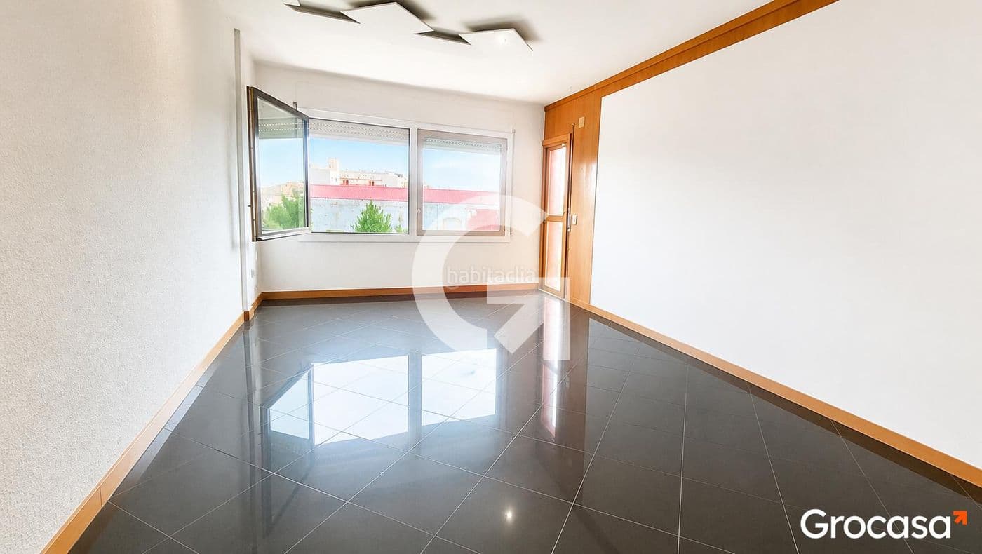 Piso grande 3 habitaciones, ascensor y balcón en Vilafranca del Penedès